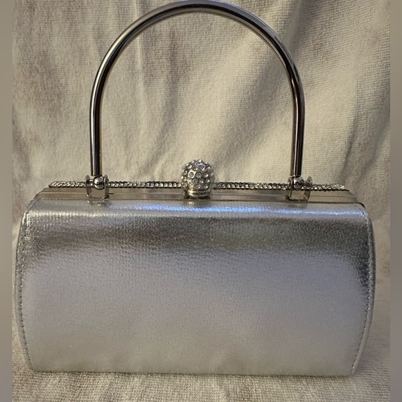Silver Rhinestone Handbag - Picture 2 of 2